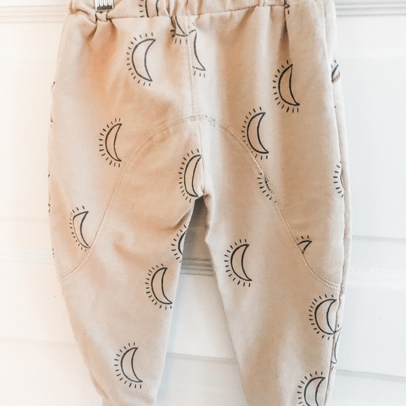 Rylee + Cru moon print jogger set - Picture 6 of 6